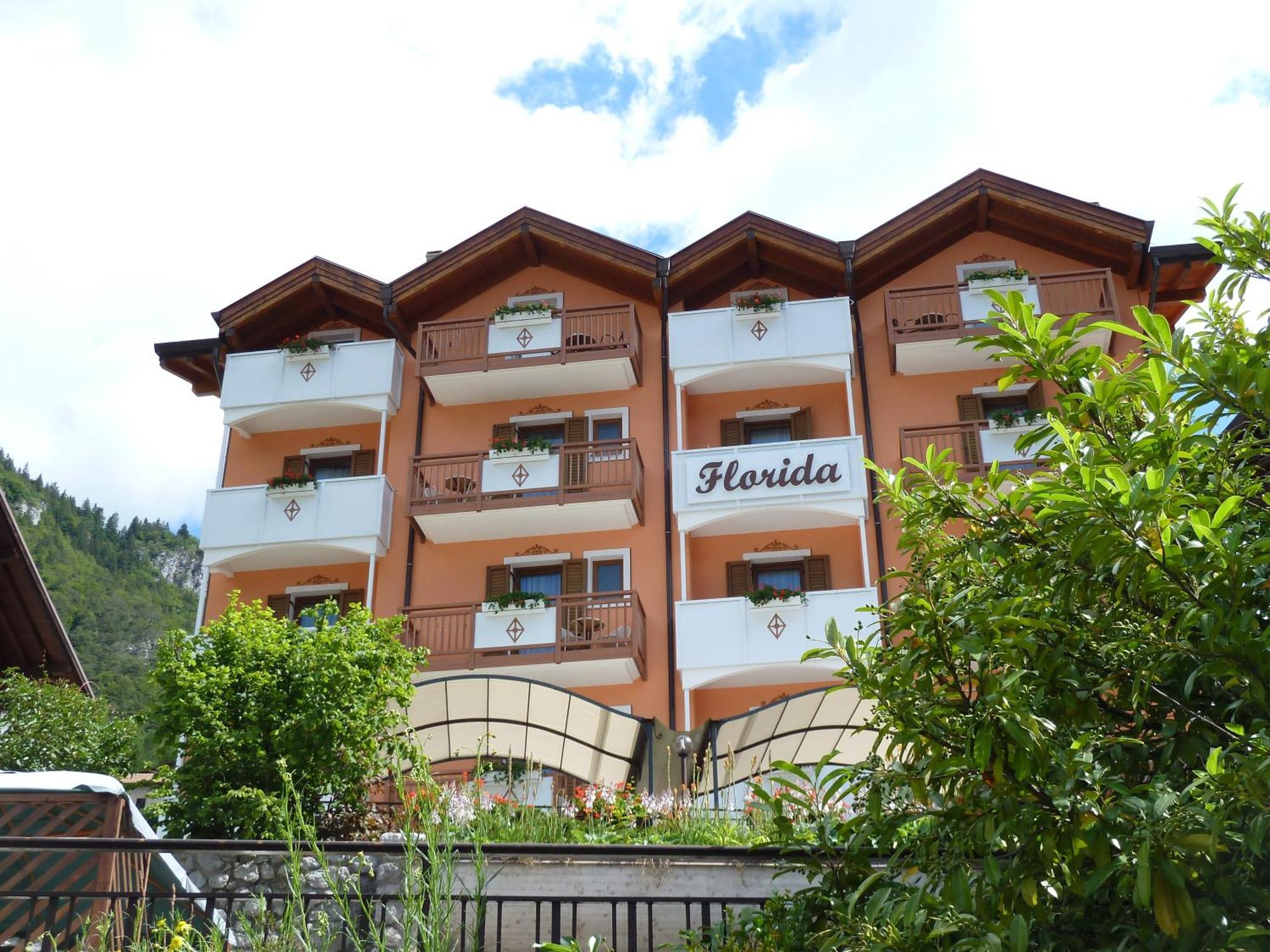 Hotel Florida モルヴェーノ エクステリア 写真